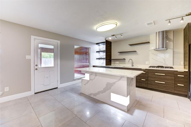 3638 Windmill Village Drive, Houston, TX 77082