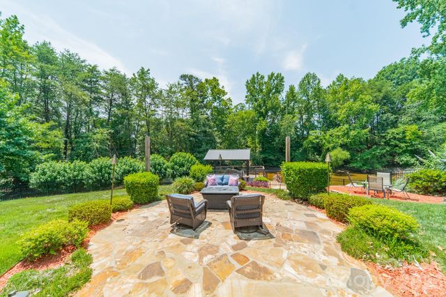 19533 Bustle Road, Cornelius, NC 28031