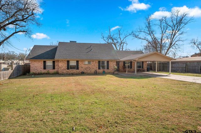 337 Daingerfield, Pittsburg, TX 75686