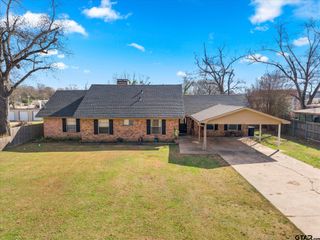 337 Daingerfield, Pittsburg, TX 75686