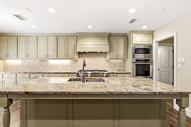 7230 Eudora Drive, Dallas, TX 75230