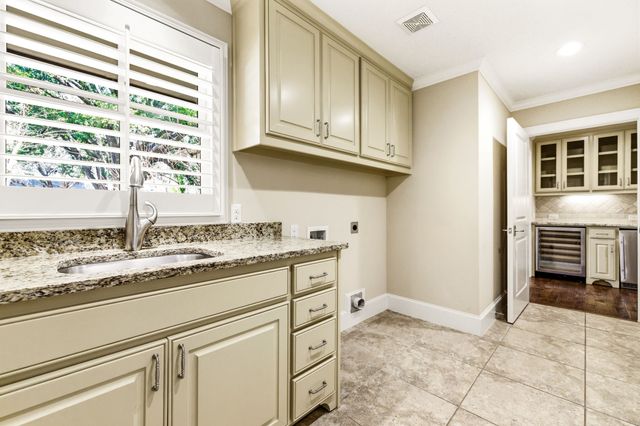 7230 Eudora Drive, Dallas, TX 75230