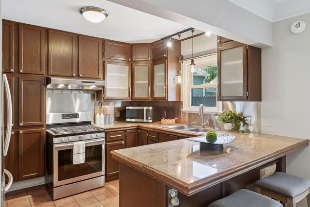 40 Penn Avenue S, Minneapolis, MN 55405