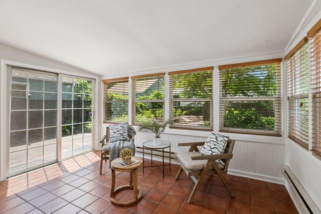 40 Penn Avenue S, Minneapolis, MN 55405