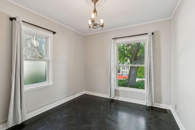 40 Penn Avenue S, Minneapolis, MN 55405