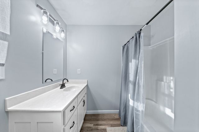 234 N Walnut St, Hohenwald, TN 38462