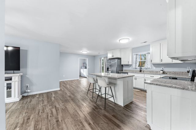 234 N Walnut St, Hohenwald, TN 38462