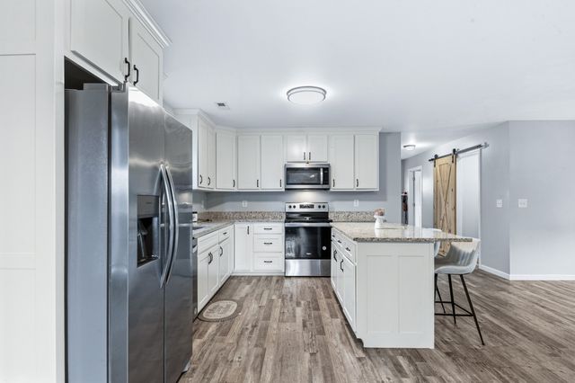 234 N Walnut St, Hohenwald, TN 38462