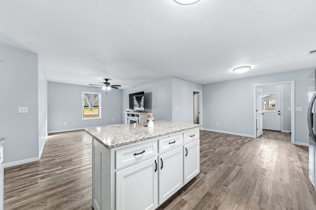 234 N Walnut St, Hohenwald, TN 38462