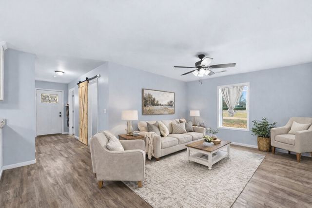 234 N Walnut St, Hohenwald, TN 38462