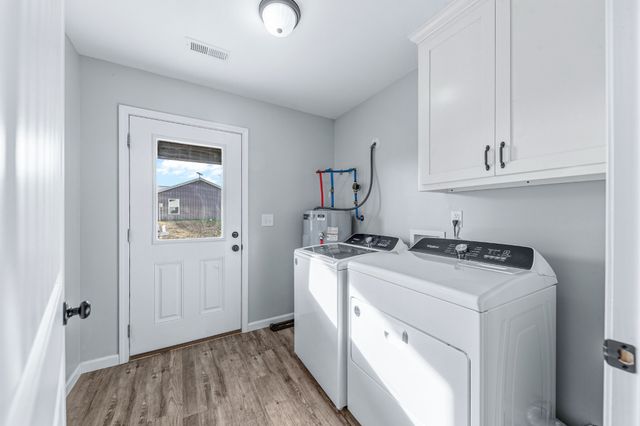 234 N Walnut St, Hohenwald, TN 38462