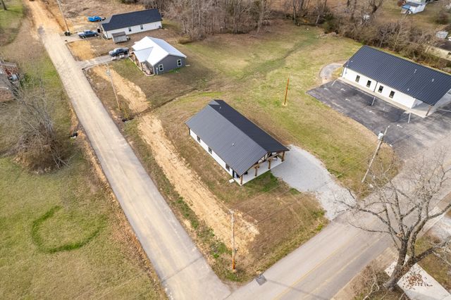 234 N Walnut St, Hohenwald, TN 38462