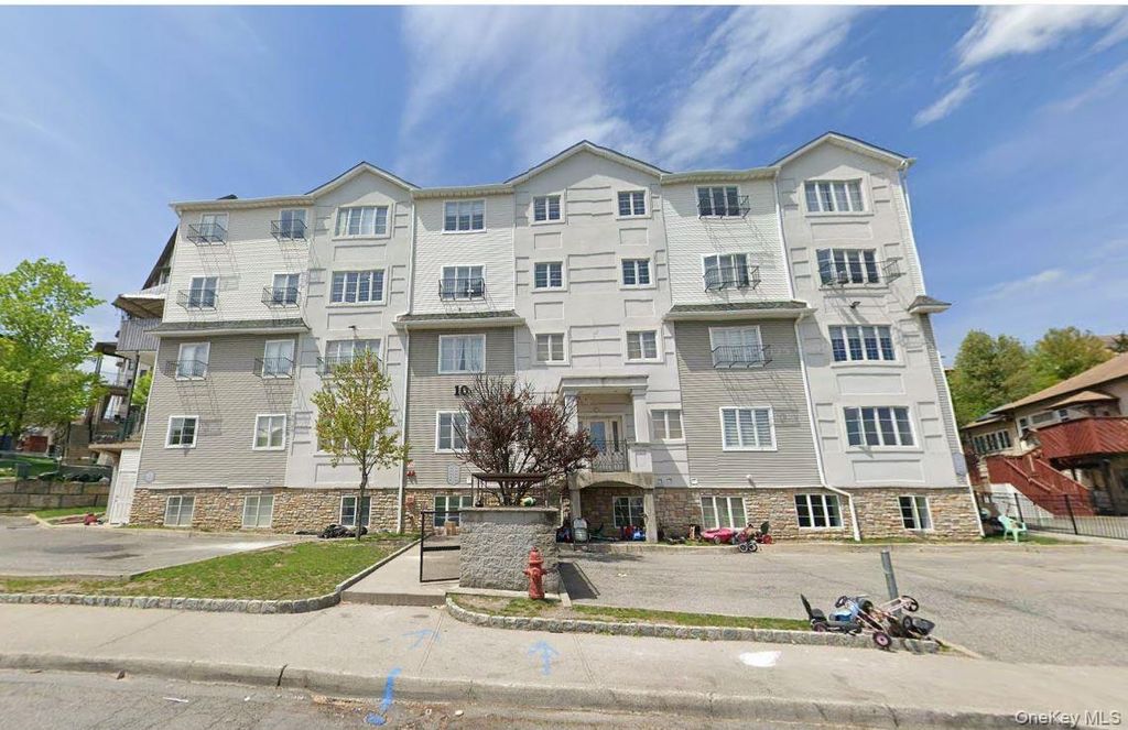 10 Meron Drive 113, Monroe, NY 10950 — exterior