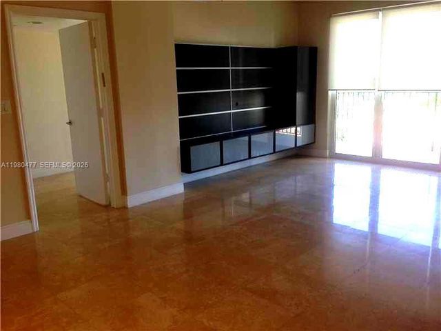 19900 E Country Club Drive 806, Aventura, FL 33180