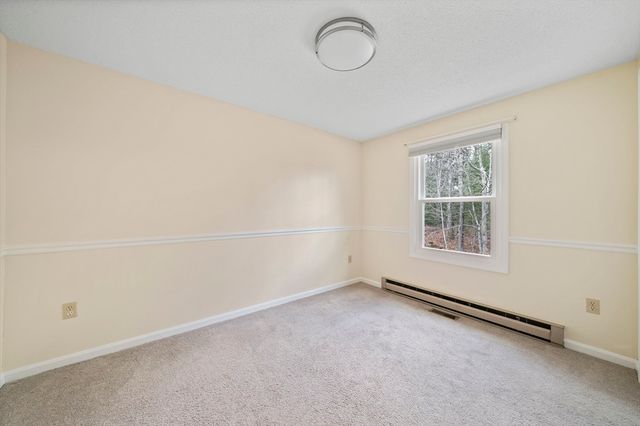 1 Carver Rd, Plymouth, MA 02360