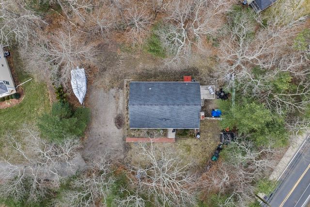 1 Carver Rd, Plymouth, MA 02360