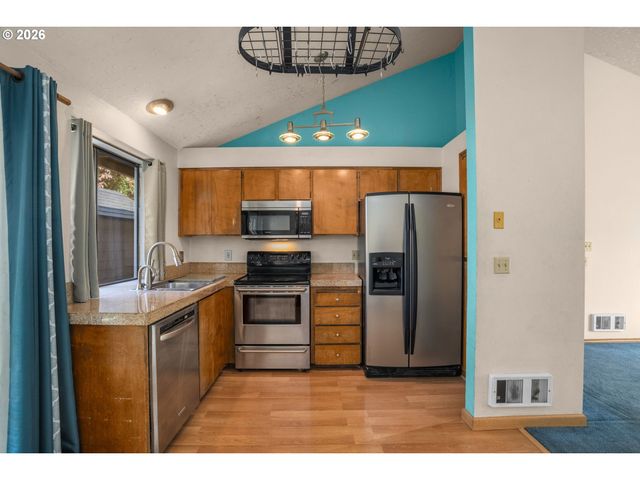 7255 Sw LINETTE Way, Beaverton, OR 97007