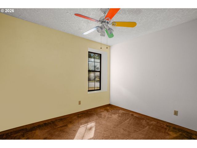 7255 Sw LINETTE Way, Beaverton, OR 97007