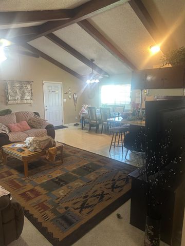 1708 W Simpson, Fresno, CA 93705