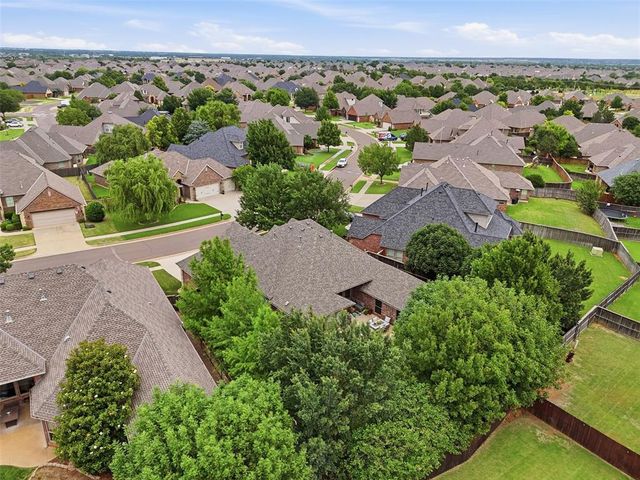 6020 NW 154th Street, Edmond, OK 73013