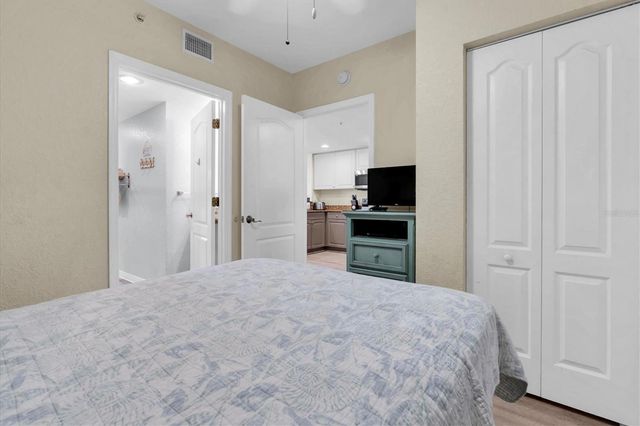 12000 GULF BOULEVARD 207N, Treasure Island, FL 33706