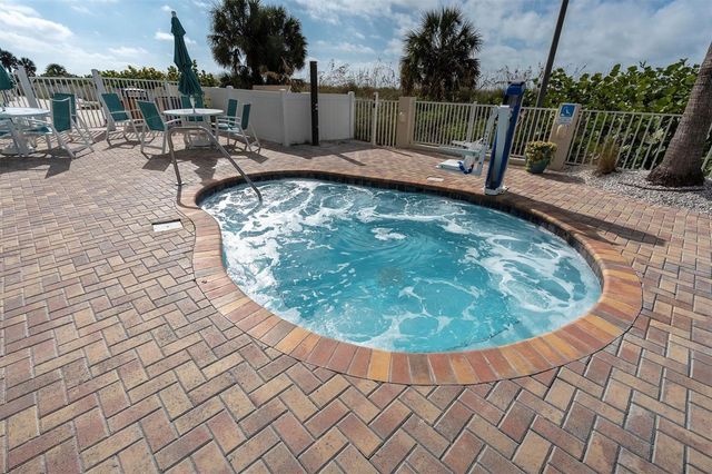 12000 GULF BOULEVARD 207N, Treasure Island, FL 33706