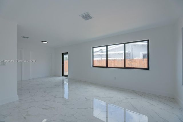 650 E 65th St 1, Hialeah, FL 33013