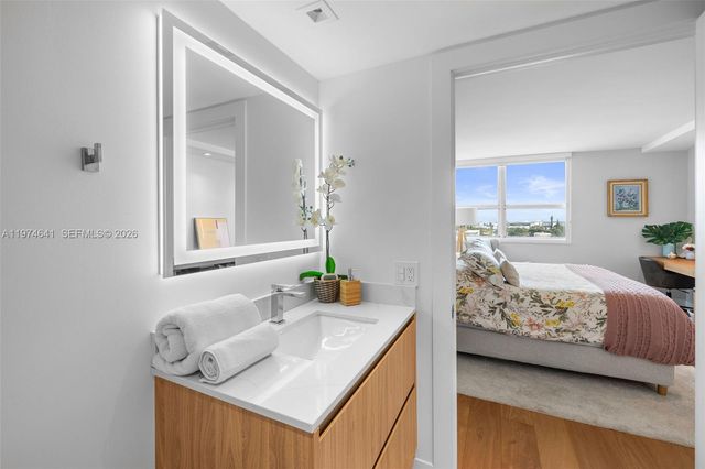 650 W Ave 908 908, Miami Beach, FL 33139