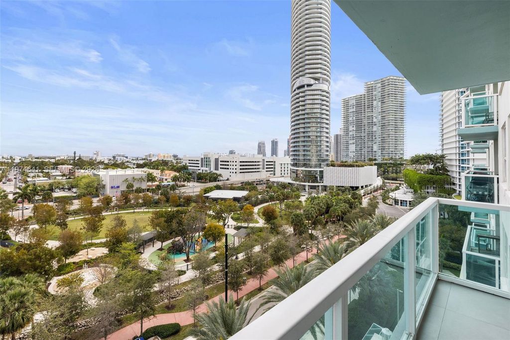650 W Ave 908 908, Miami Beach, FL 33139