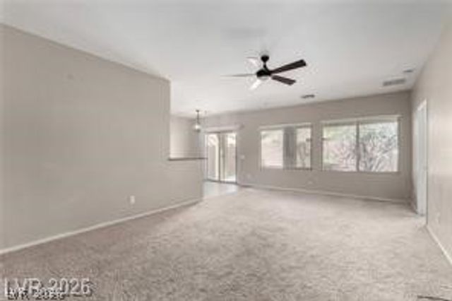 6092 Fox Creek Avenue, Las Vegas, NV 89122