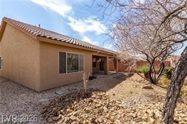 6092 Fox Creek Avenue, Las Vegas, NV 89122