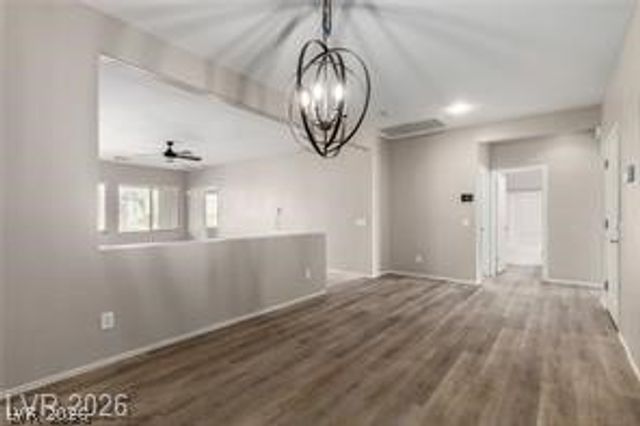 6092 Fox Creek Avenue, Las Vegas, NV 89122