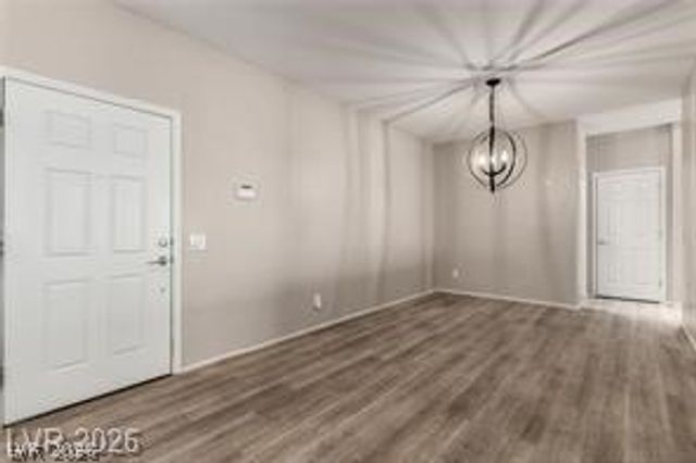 6092 Fox Creek Avenue, Las Vegas, NV 89122