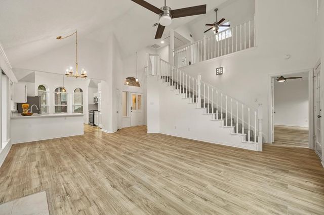 800 Fallen Leaf Court, Irving, TX 75063