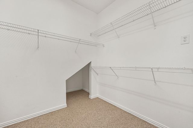 800 Fallen Leaf Court, Irving, TX 75063