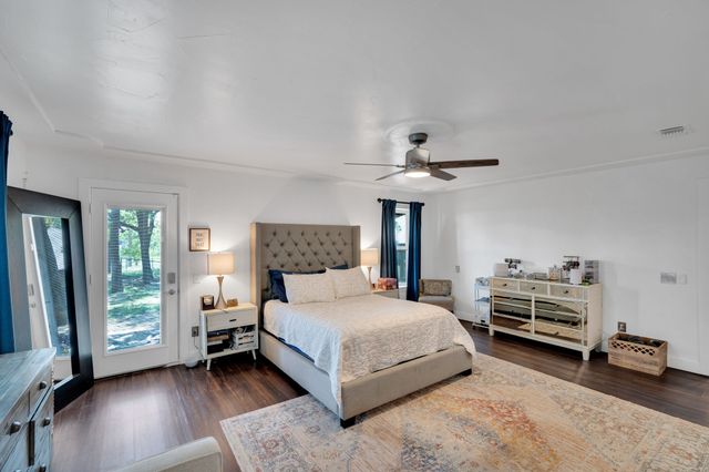 505 Highwoods Trail, Fort Worth, TX 76112