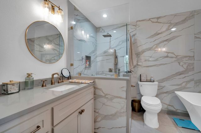 505 Highwoods Trail, Fort Worth, TX 76112