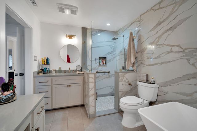 505 Highwoods Trail, Fort Worth, TX 76112