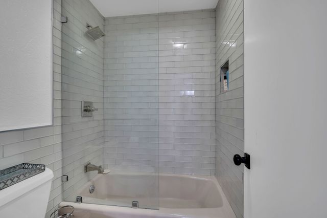 505 Highwoods Trail, Fort Worth, TX 76112