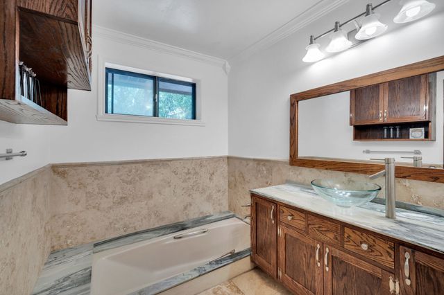 505 Highwoods Trail, Fort Worth, TX 76112