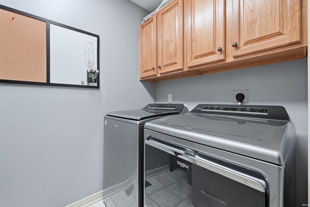 4516 Hollopeter Road, Leo, IN 46765