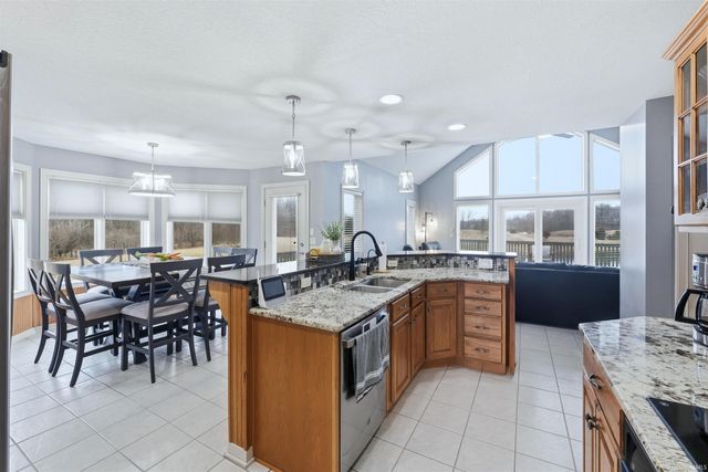 4516 Hollopeter Road, Leo, IN 46765