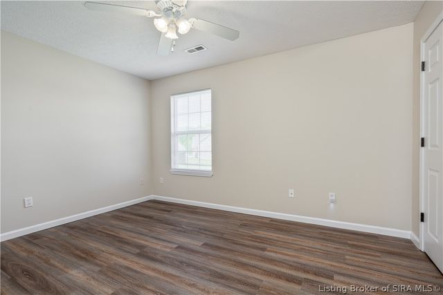 2801 Boulder Court, Jeffersonville, IN 47130