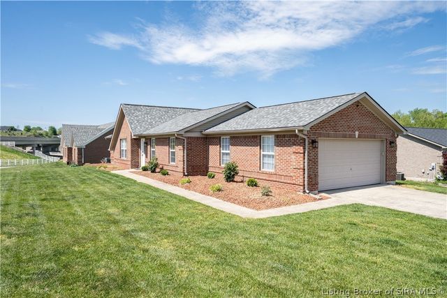 2801 Boulder Court, Jeffersonville, IN 47130