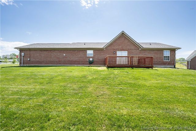 2801 Boulder Court, Jeffersonville, IN 47130