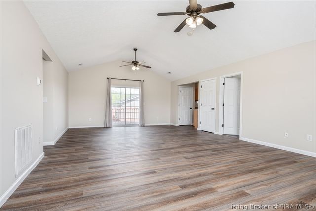 2801 Boulder Court, Jeffersonville, IN 47130