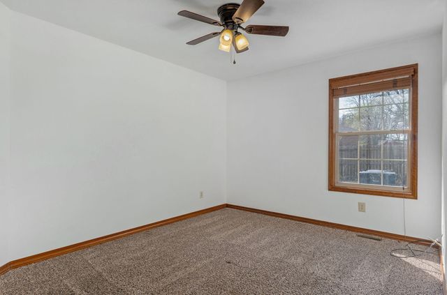 434 N Bonda Way, Nixa, MO 65714