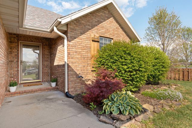 434 N Bonda Way, Nixa, MO 65714