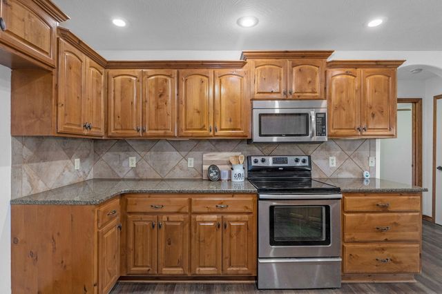 434 N Bonda Way, Nixa, MO 65714