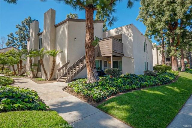 1250 Cabrillo Park, Santa Ana, CA 92701